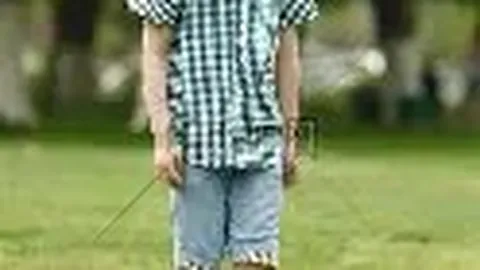 李咏19岁千金近况亮相，面容清丽身形曼妙